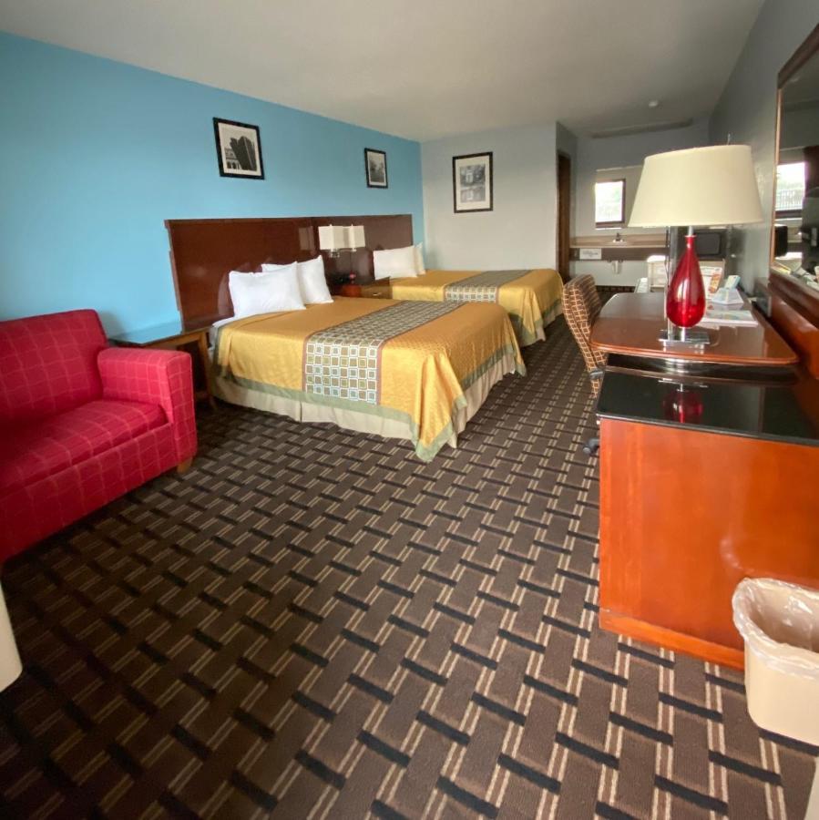 Warsaw Lakes Inn מראה חיצוני תמונה