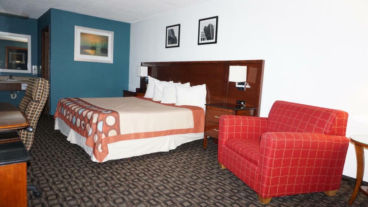 Warsaw Lakes Inn מראה חיצוני תמונה