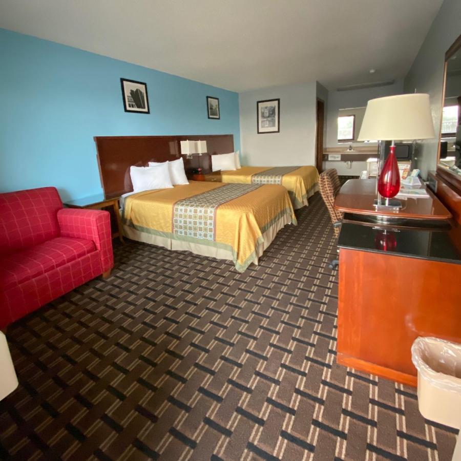 Warsaw Lakes Inn מראה חיצוני תמונה
