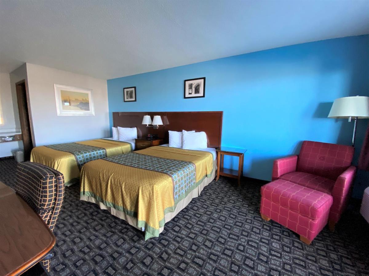 Warsaw Lakes Inn מראה חיצוני תמונה